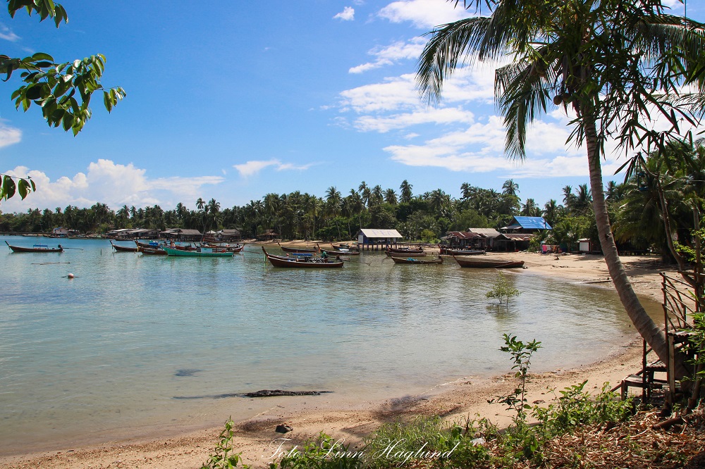Another one of the beautiful places in Thailand is Koh Mook