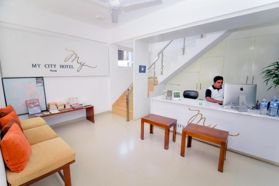 Hiking In The Beautiful Knuckles Mountain Range, Sri Lanka