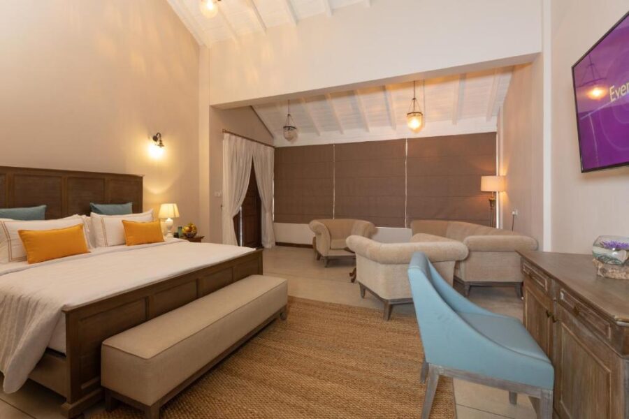 Hiking In The Beautiful Knuckles Mountain Range, Sri Lanka