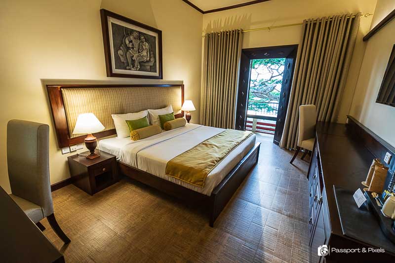 Hiking In The Beautiful Knuckles Mountain Range, Sri Lanka