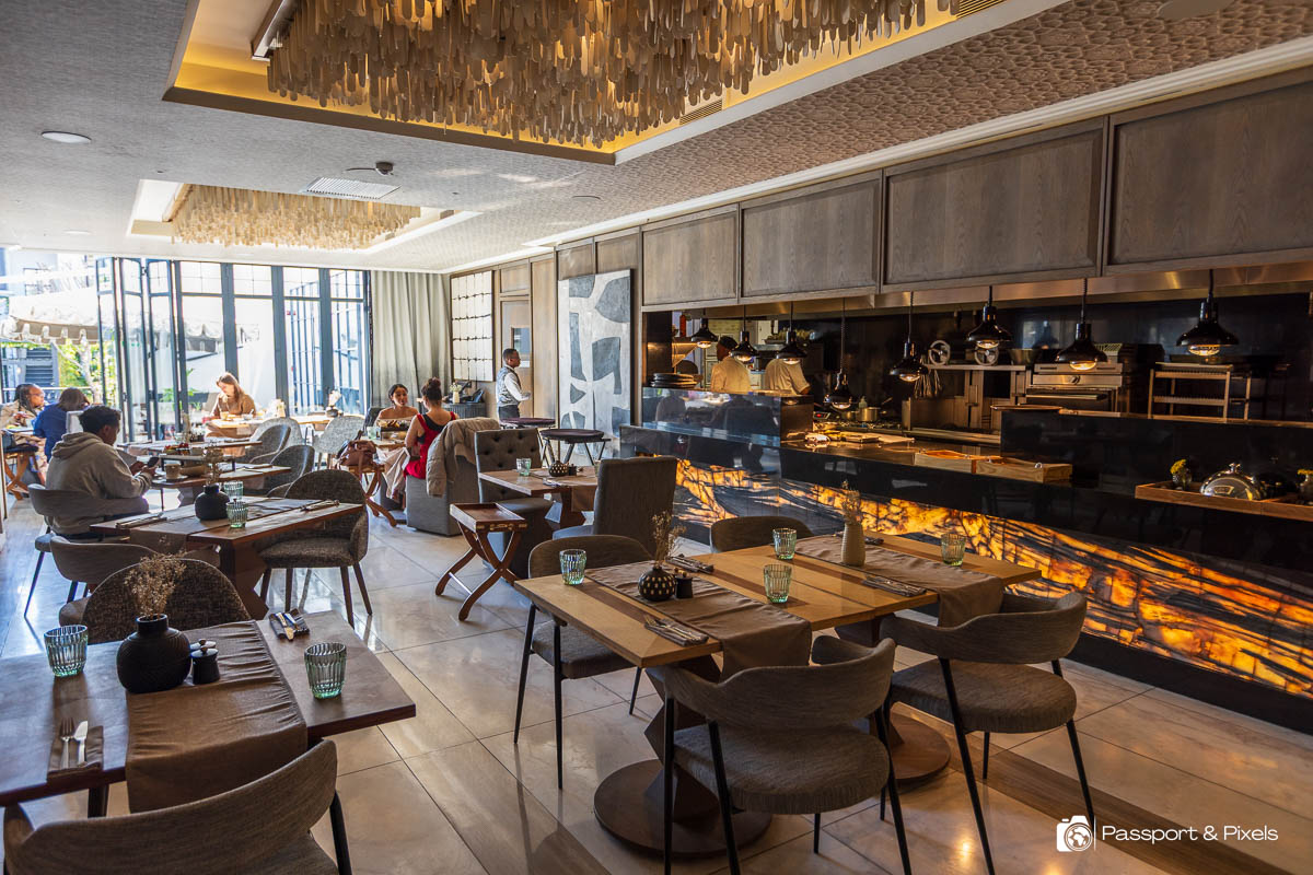 Room 32 Restaurant at the Park Hyatt Johannesburg luxury hotel